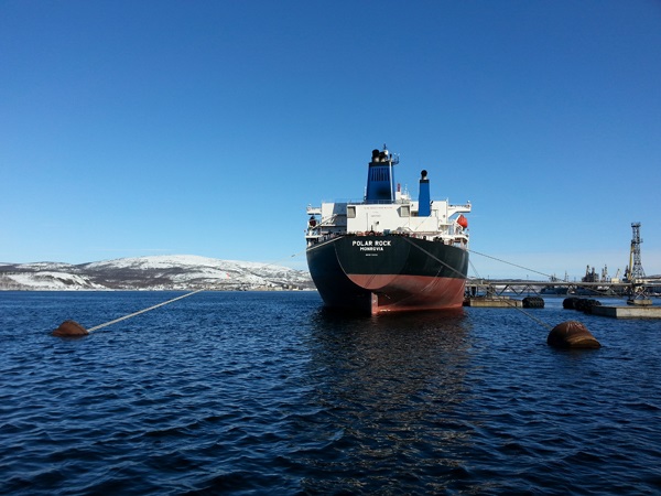 Постановка нефтеналивного танкера «Polar Rock» на рейдовый причальный комплекс. Постановка нефтеналивного танкера «Polar Rock» на рейдовый причальный комплекс.